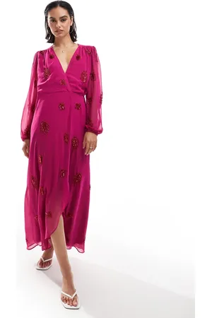 HOPE & IVY Allover embellished midaxi wrap dress in fuchsia