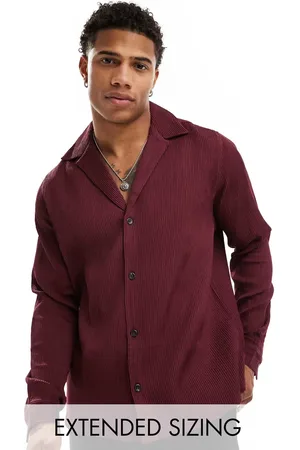 ASOS Relaxed deep revere shirt in plisse in burgundy