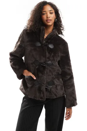 VERO MODA Faux fur jacket with toggle fastening in chocolate