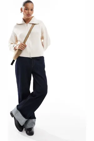 New Look Zip through cardigan in cream