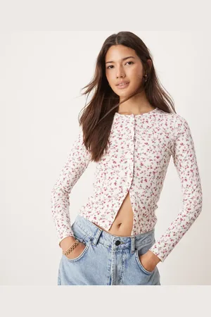 Miss Selfridge Long sleeve cardigan in ditsy floral