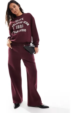 Pull&Bear San Diego graphic co-ord wide leg jogger in burgundy