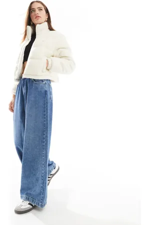 Tommy Hilfiger Crop essential teddy puffer jacket in off