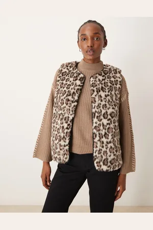 New Look Borg sleeveless jacket in animal print
