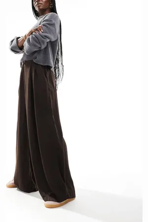 VERO MODA Aware wide leg pleat front trousers in chocolate