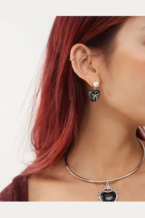 Reclaimed Drop earrings with black hearts