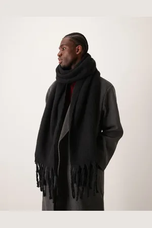 My Accessories Man super soft oversized blanket scarf in