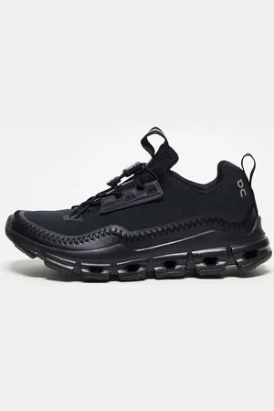 On Running ON Cloudaway trainers in
