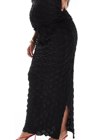 Mama;licious Mamalicious Maternity 3D textured maxi skirt co-ord in