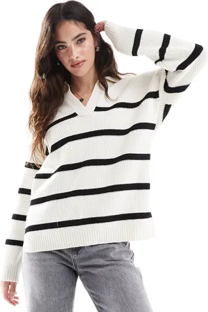 VERO MODA V neck oversized jumper in cream stripe