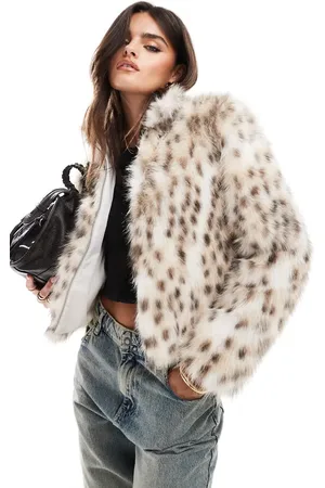 New Look Faux fur coat in leopard print