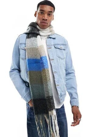 Only & Sons Textured knitted scarf in beige & blue check