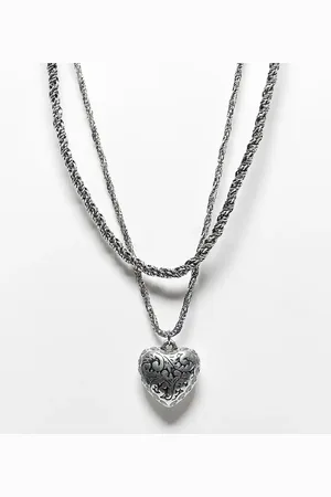 Reclaimed Unisex chain with heart pendant in burnished