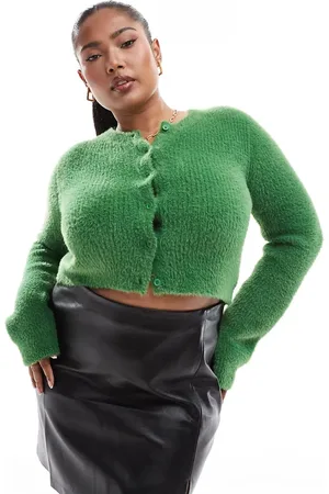 ASOS ASOS DESIGN Curve fitted cardigan in fluffy yarn in