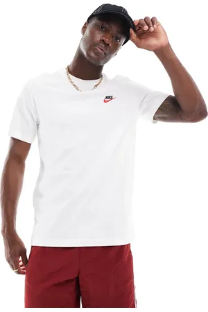 Nike Club t-shirt in