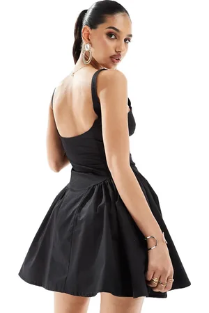 Kaiia Sweetheart neckline skater mini dress in