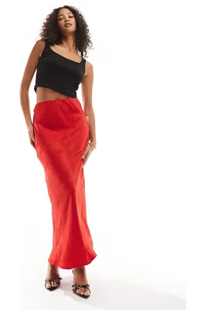 VERO MODA Crinkle satin maxi skirt in salsa