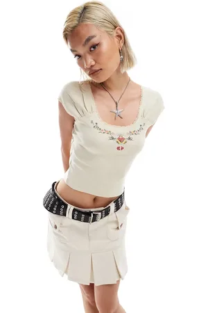Reclaimed Scoop neck baby tee with lace trim and vintage heart print in stone