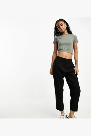 ASOS ASOS DESIGN Petite tailored tapered leg trousers in