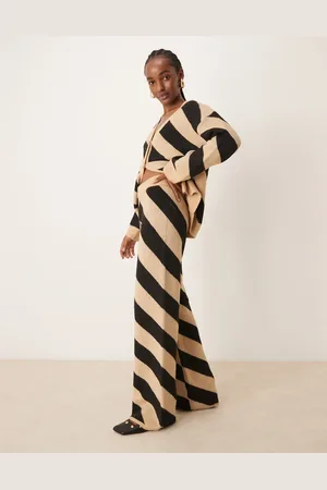 Y.A.S Y.A.S knitted wide leg trouser co-ord in bold camel stripe
