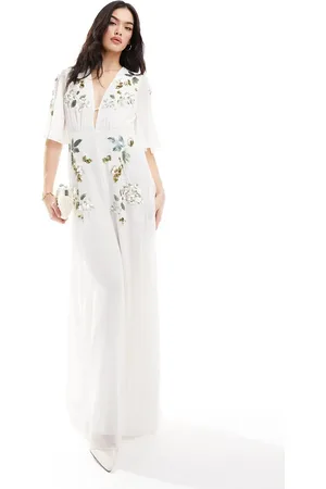 HOPE & IVY Bridal flutter sleeve embroidered floral maxi dress in ivory
