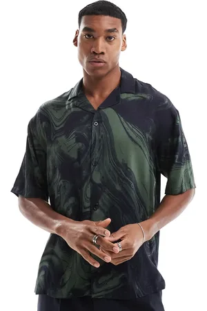 Viggo Relaxed shirt in dark green swirl print