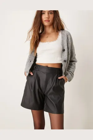 JDY Faux leather shorts in