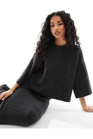 Pieces® Mix & match cropped jumper co-ord in charcoal