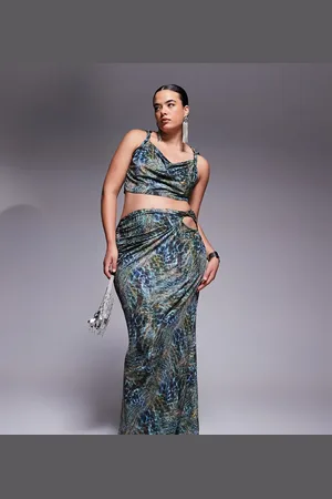 ASOS ASOS DESIGN Curve co-ord slinky cut out hip maxi skirt in blue print