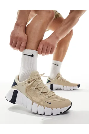 Nike Free Metcon 4 trainers in beige