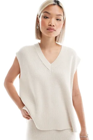 French Connection Knitted vest in oatmeal co-ord