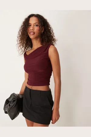 New Look Cowl neck ruch side vest in burgundy