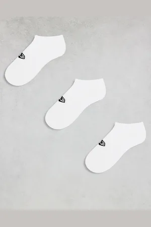 New Era 3 pack logo trainer socks in