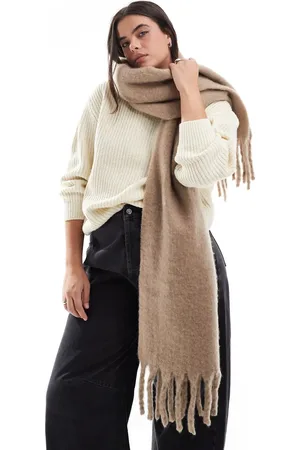 Pieces® Super soft tassel scarf in silver mink