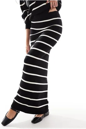 Y.A.S Knitted maxi skirt co-ord in with cream stripes