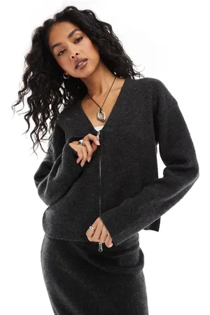 Pieces® Mix & match v neck cardigan co-ord in charcoal