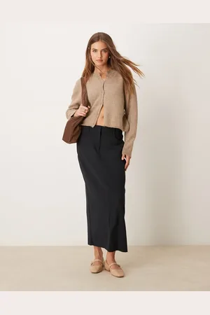 Abercrombie & Fitch Mid rise tailored maxi skirt in
