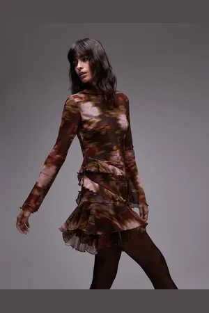 Topshop Placement frill tea dress in off blurred floral