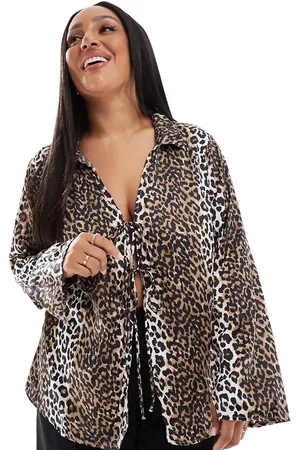 ONLY Tie front blouse in leopard print