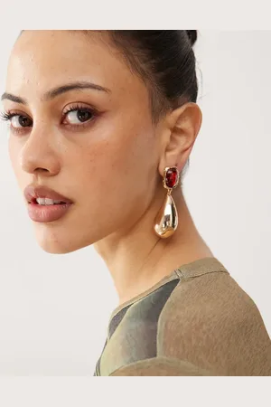 Reclaimed Chubby teardrop earring red stone in