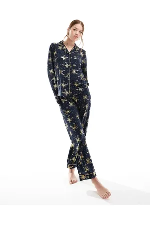 Chelsea Peers Poly foil bow print long sleeve revere and trouser pyjama set in