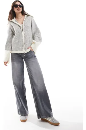 Pieces® Jacquard zip through cardigan with wide sleeves in cream and mix
