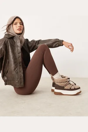 Pajar Janie Low snow boot in