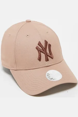 New Era NY Yankees 9forty metallic cap in beige