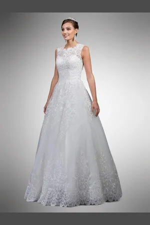 Dancing Queen Bridal 25 Scalloped Embroidered Lace Corset Ballgown