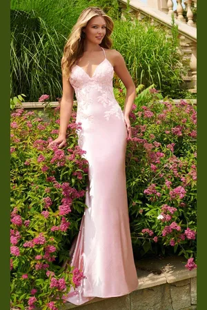 FAVIANA 11002 - Beaded Applique Prom Gown