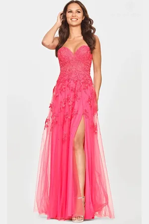 FAVIANA S10814 - Laced Sweetheart Evening Dress