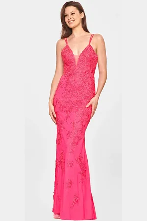 FAVIANA S10813 - Laced V-Neck Evening Dress