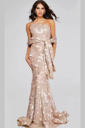 JOVANI 39267 - Asymmetric Floral Appliqued Evening Gown