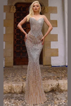 Chic And Holland HF110396 - Sweetheart Bodycon Evening Dress